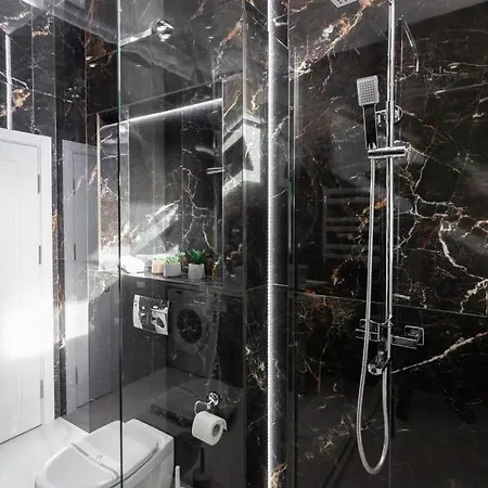 Lägenhet Avangard Park Lviv