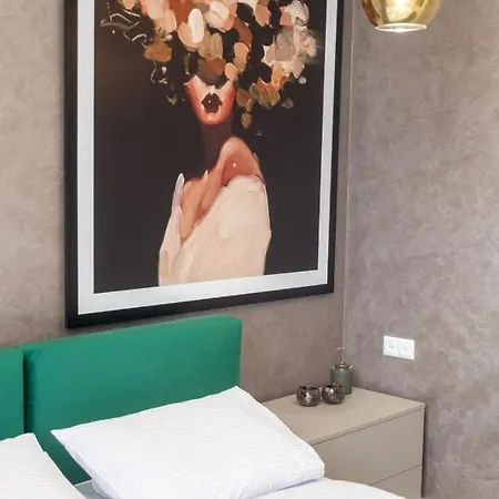 Avangard Park 公寓 *