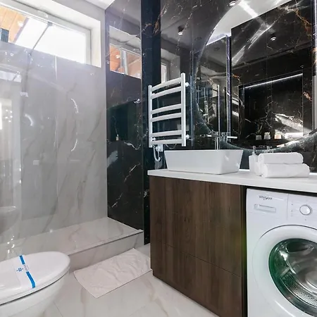 Lägenhet Avangard Park