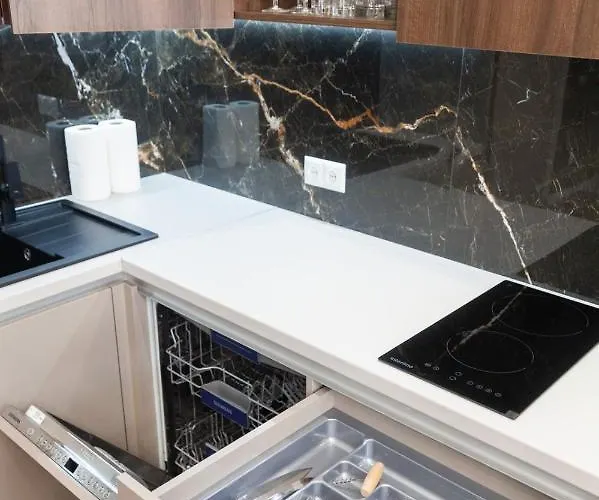 Avangard Park شقة