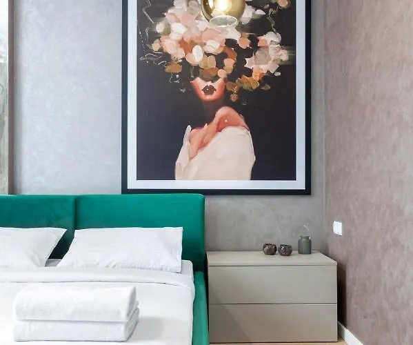 Avangard Park Apartmán *